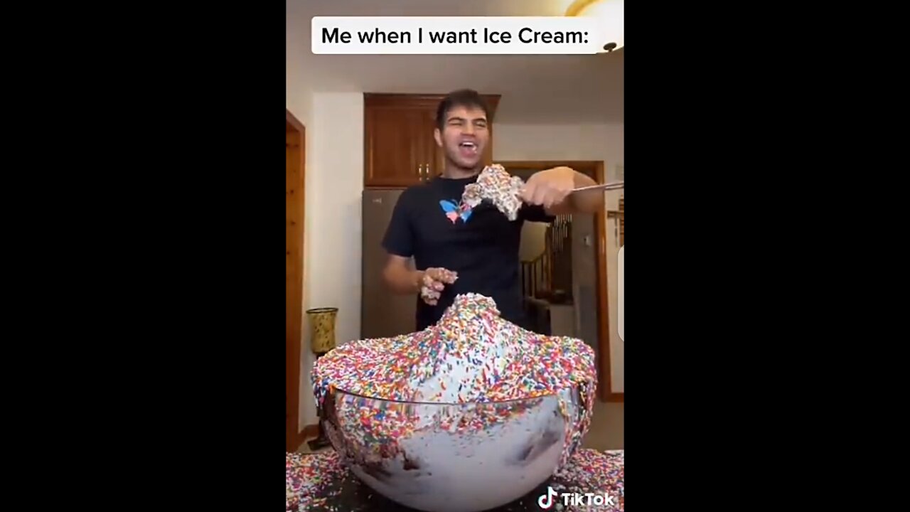 Funniest clip, ice cream killer😂😂