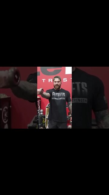 The EASIEST Exercise You Could Be Doing For Your BICEPS!! 💪 #shorts