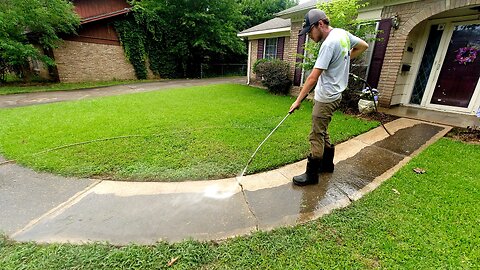 She told me she's NEVER had anything for FREE so I turned her driveway into a MASTERPIECE