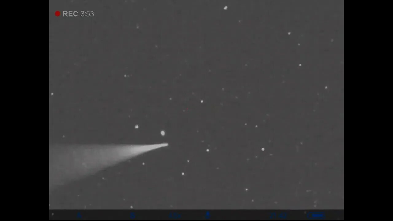 sphere UFO slows overhead