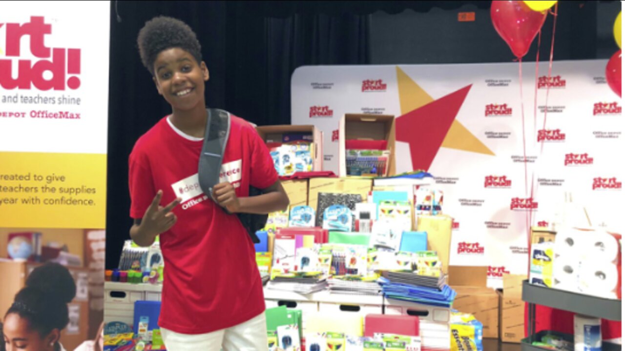 'Lion King' star JD McCrary gives out backpacks to Belle Glade students