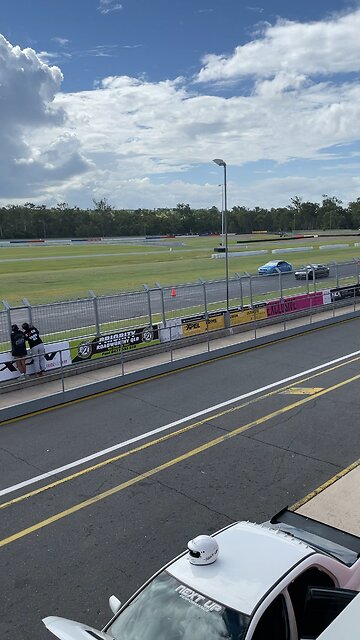 Toyota Supra vs Ford