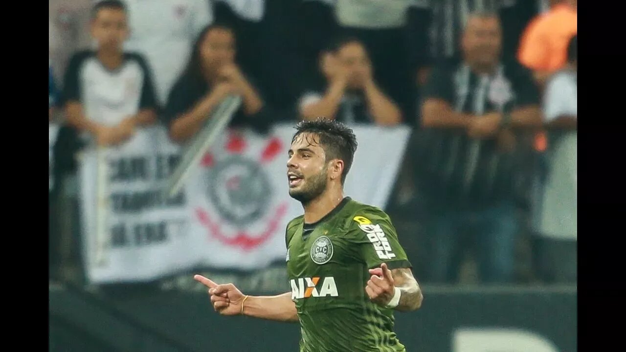 Gol de Henrique Almeida - Corinthians 3 x 1 Coritiba - Narração de José Manoel de Barros