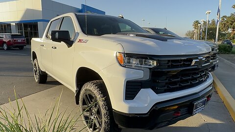 TRAILBOSS Chevy Silverado 1500 DURAMAX