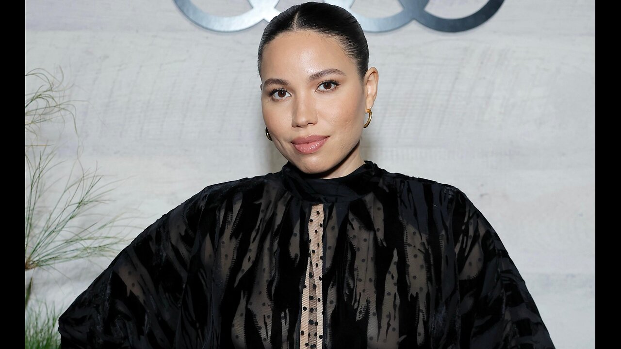 Jurnee Smollett Headed To The #GovernorsBall looking red hot in Louis Vuitton. #jurneesmollett 🔥🔥