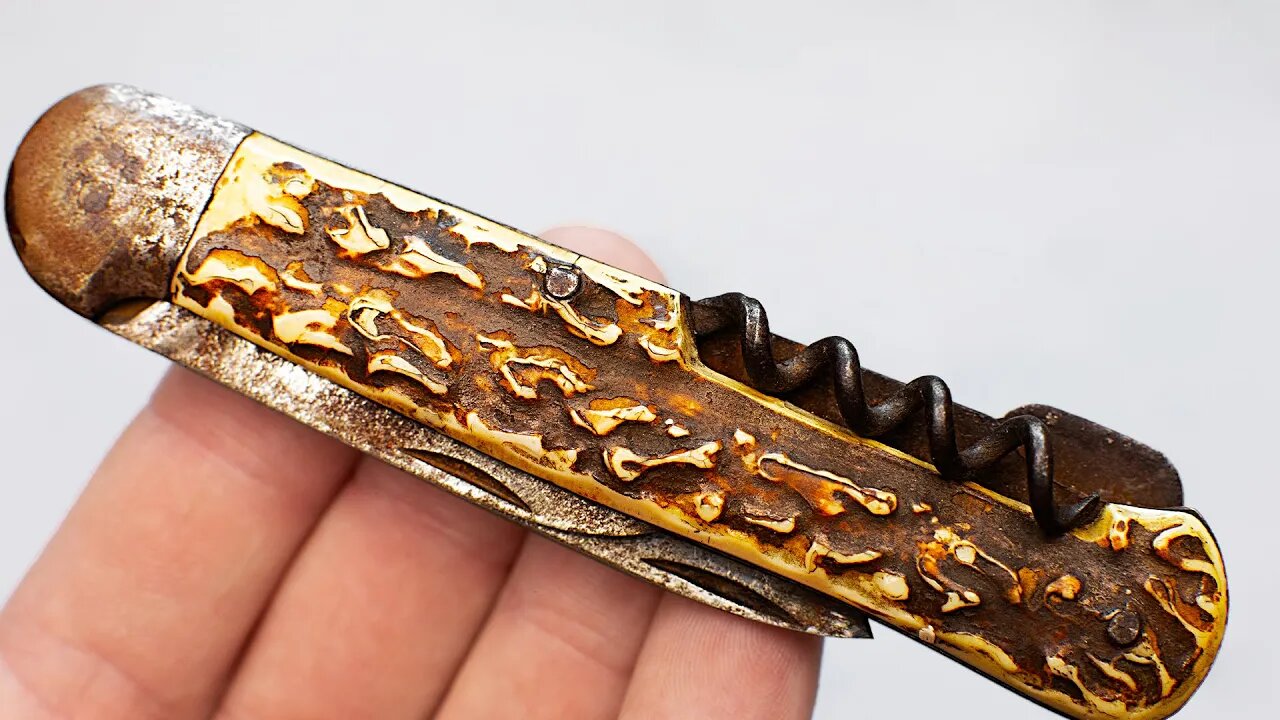 Beautiful Old Pocket Knife Restoration. Rusty Knife Restoration