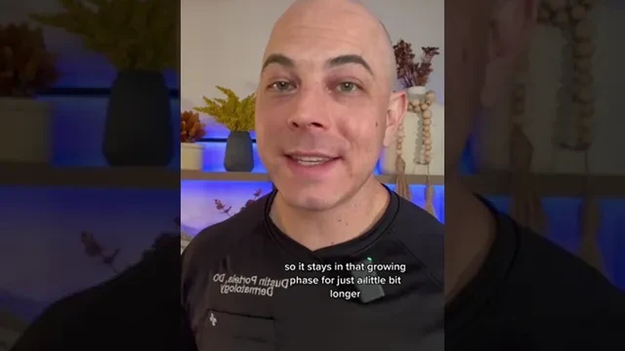 Derm explains using Minoxidil with hypothyroidism! #hypothyroidism #minoxidil #dermreacts