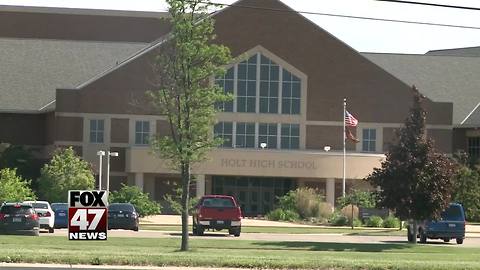 Parents call for resignation of coach