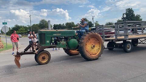 Small Town small Parade