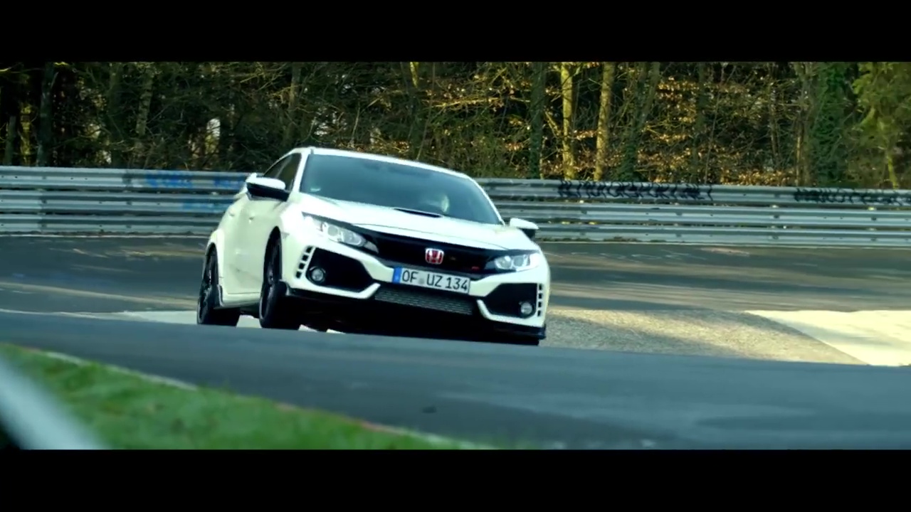 Honda Civic Type-R pushed to the limit - A new lap record.