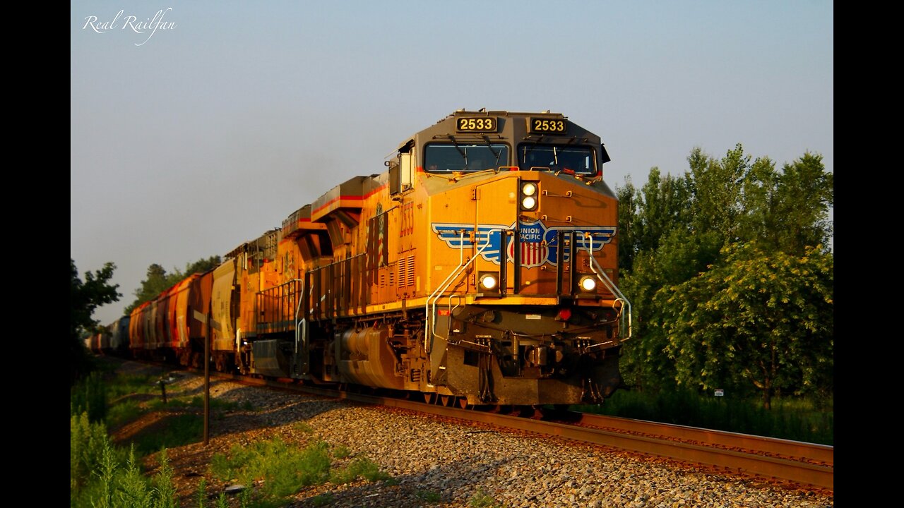 Busy 13 Hours on the BNSF Hinckley Sub with TWO Intermodal Reroutes