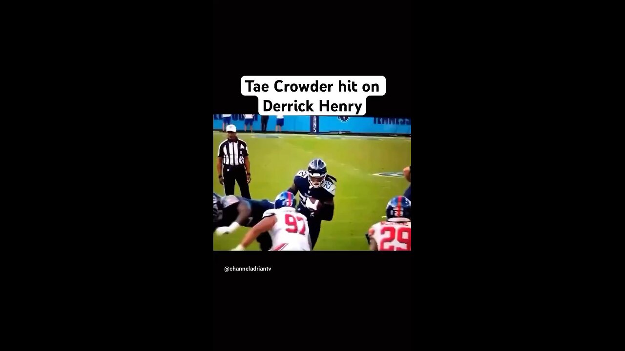 Tae Crowder hit on Derrick Henry #shorts #footballshorts #football #sports #newyorkgiants #nfl