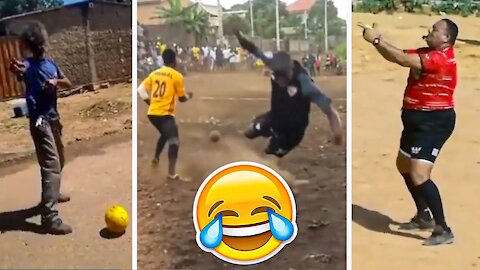 FOOTBALL REWIND 2020 - TOP FUNNIEST FOOTBALL CLIPS OF THE YEAR (TRY NOT TO LAUGH)