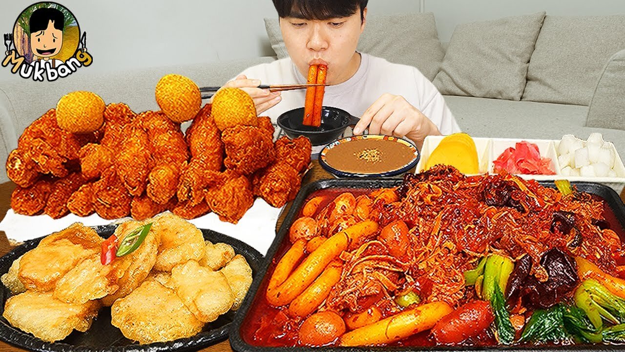 ASMR MUKBANG | RICE CAKE Tteokbokki, Fire Noodles, gimbap, fried chicken recipe ! eating