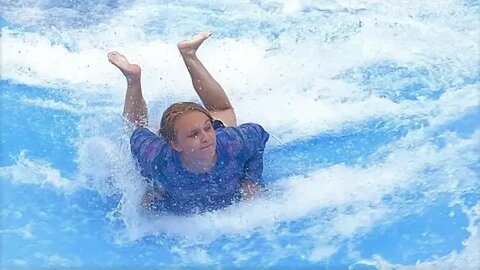 flowrider - 8 - Molly at Soak City, Kings Island on Labor Day (2022)