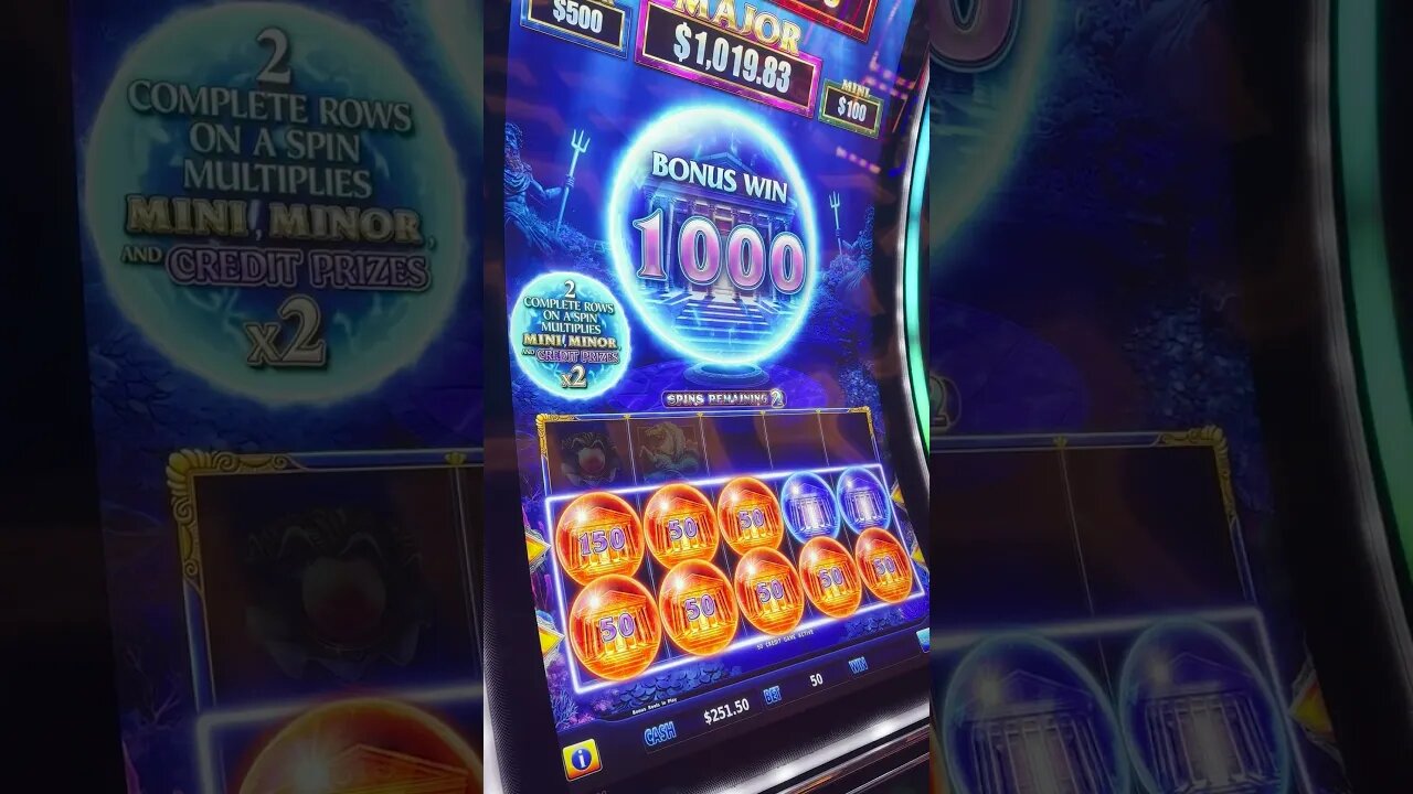 She Hit A BUBBLY BONUS!! #lasvegas #slots #gambling