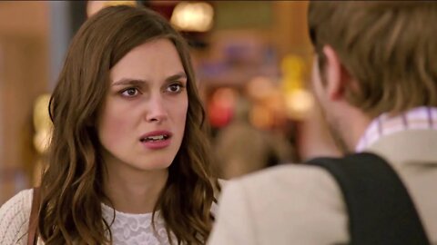After Nerd Boyfriend Proposes to Her, She Leaves and Find an Attractive Father