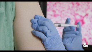 Lawmakers eye special session on mandatory COVID-19 vaccines