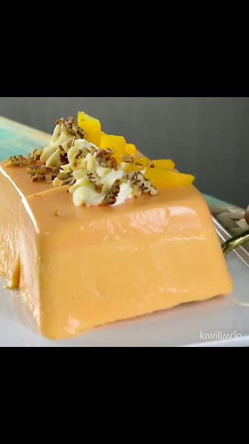 YOGURT AND PEACH GELATIN