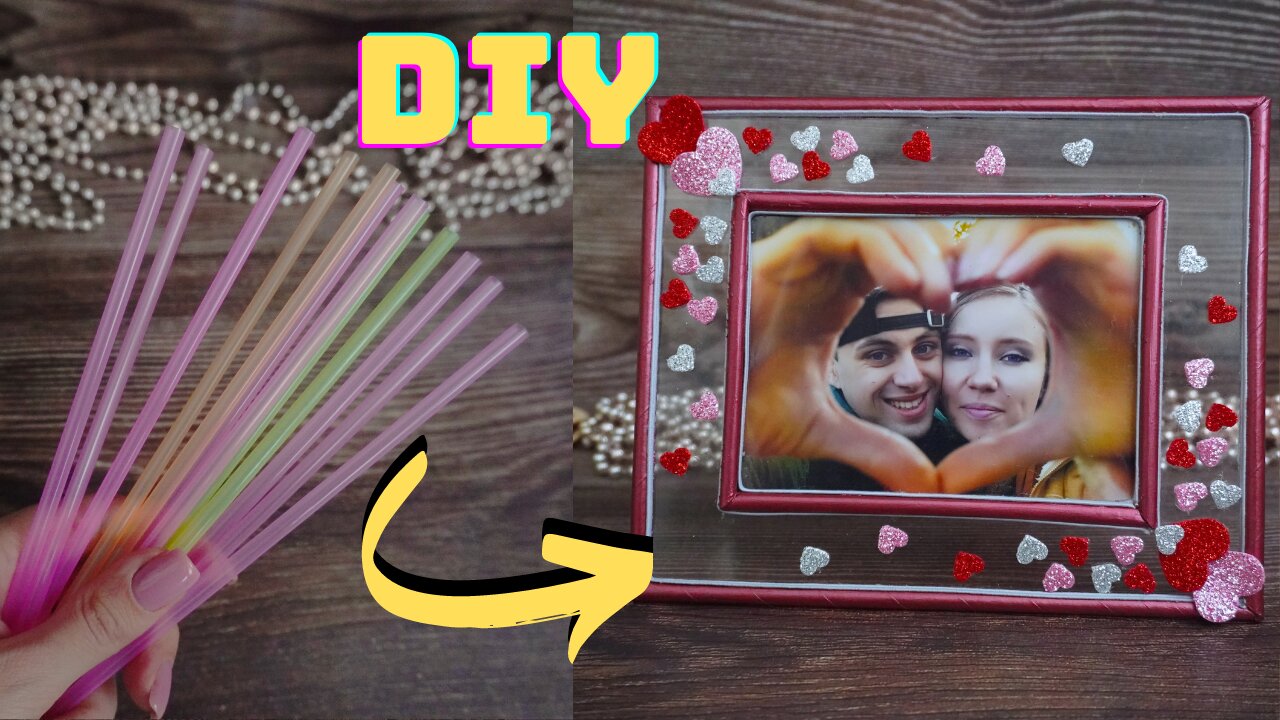 DIY photo frame idea for Valentine's Day / Handmade Picture Frame Making At Home