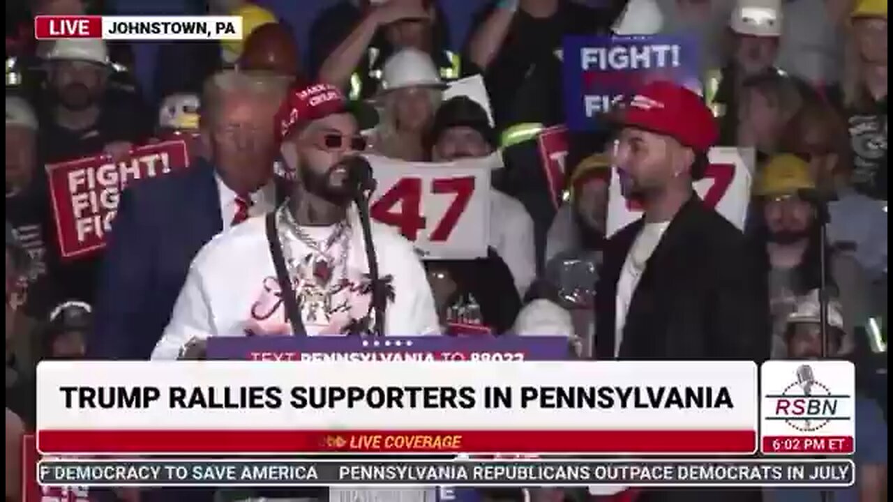 Anuel AA's Speaks At Trump's Campaign Rally