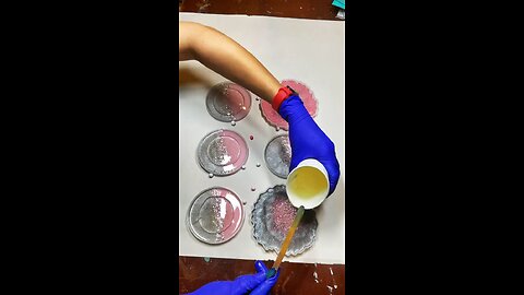 ✨✨💖 DIY How to make GLITTERING RESIN coasters ✨✨