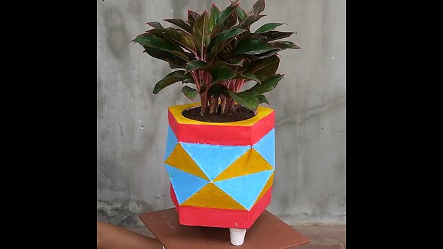 Turn Plastic Pots into Stunning Cement Planters, Easy DIY Home Decor