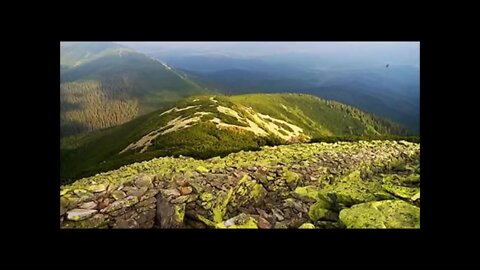 ДОРОГА В НЕБО УСТЛАНА КАМНЯМИ