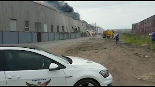 PICS: Firefighters battle to contain #DurbanFire (ntt)