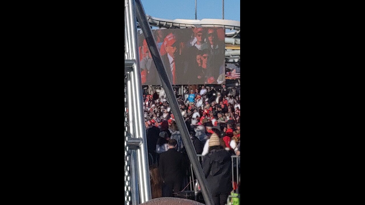 TESLA NEWS TONIGHT AT DONALD TRUMP WILDWOOD, NJ BEACH RALLY 🤖🧡