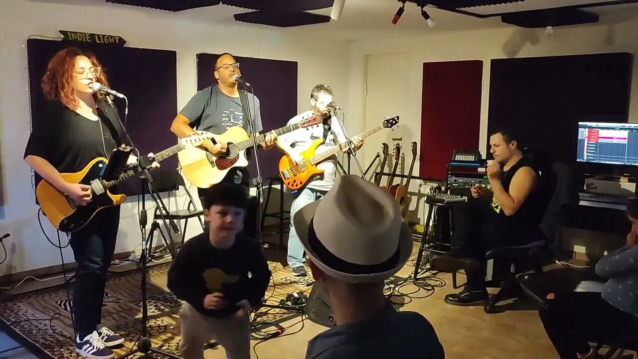 עלה בטון - שני שירים - מיני פסטיבל אינדי לייט