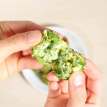 How to make broccoli tater tots