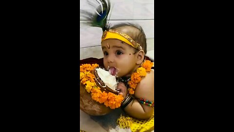 Kannaya eating makhan