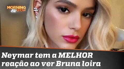 Neymar tem a MELHOR reação ao ver Bruna Marquezine loira; assista