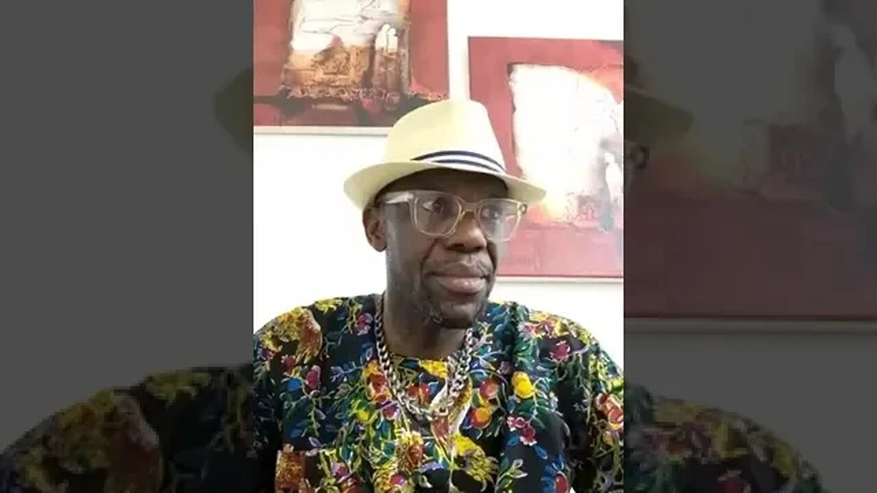 Cameroun Mon cordon ombilical Vous aimez les MARVEL ? il a aussi récolté plus de 25 600 « j’aime »