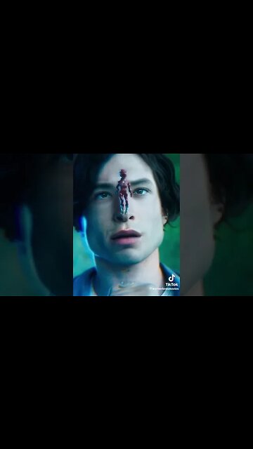 THE FLASH SUIT IN THE RING