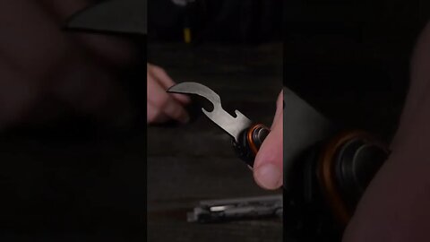 Need an EDC butt scratcher? Yes this multitool does that too! 🤦‍♂️ #shorts #youtubeshorts