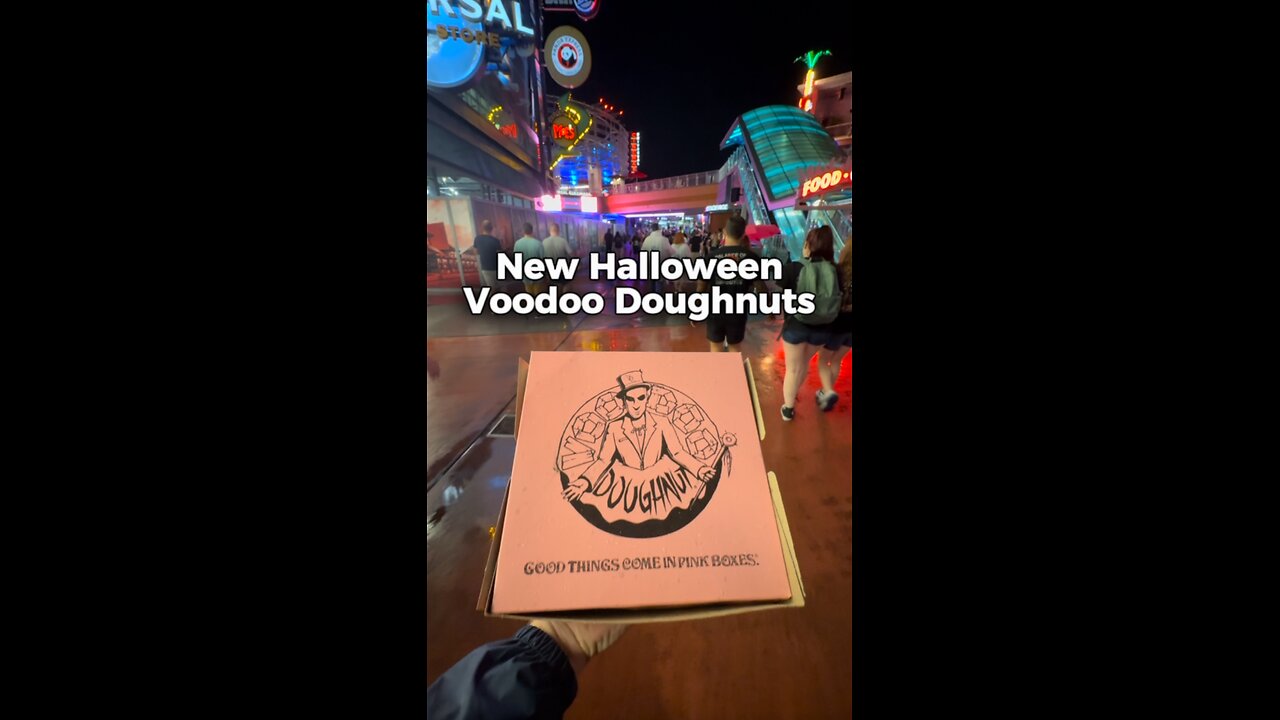 Halloween Donuts at Universal CityWalk – Voodoo Doughnut 🍩😈