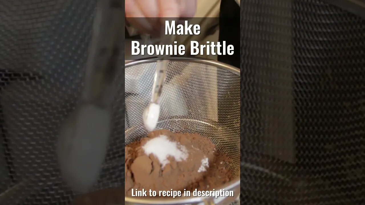 Make Brownie Brittle (aka Brownie Bark) #Shorts