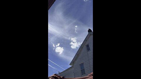 See that laser? Chemtrails, sun halo day