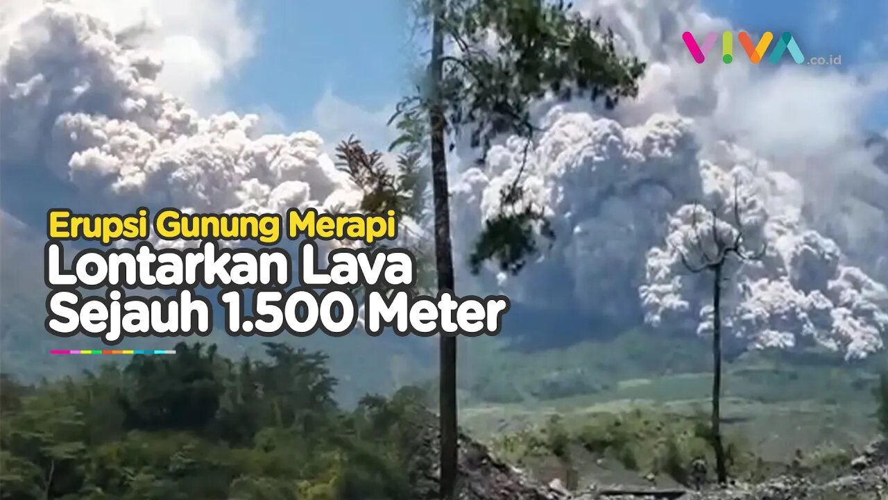 Hujan Abu Erupsi Gunung Merapi Kepung Pemukiman Warga