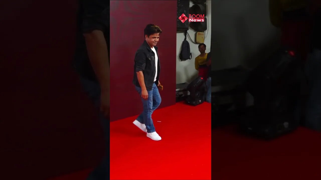 Rajpal Yadav poses for the paps at the SatyaPrem Ki Katha screening #shorts #RajpalYadav
