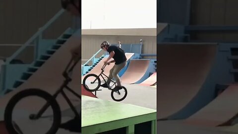 SPIN TO WIN!🌀 Bmx Vertigo 😵‍💫 #short
