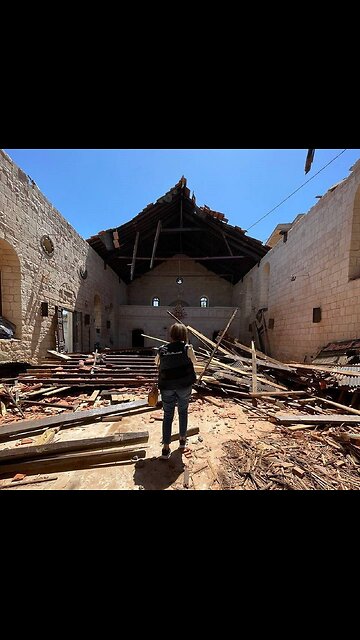 😲😲😲 Helicopter spins out of control during takeoff,