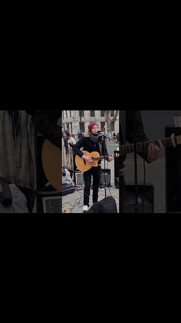 Buskers Mike falls off #trafalgarsquare