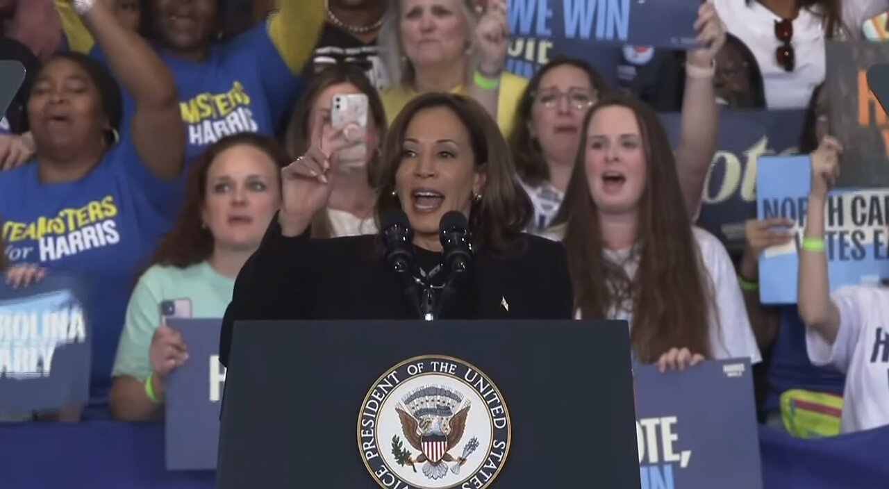 NOT MY ENEMY! Kamala to Trump Supporters HECKLING at Raleigh NC rally