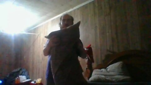 These Are The Top Moves I Did In My Pillow Wrestling Days