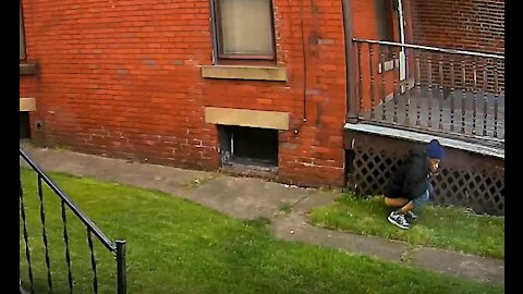 Trespisser On Parade