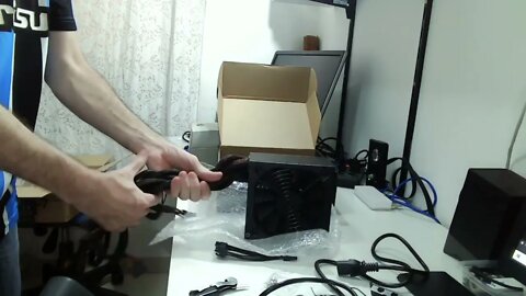 Unboxing Fonte Akasa PYTHON 850W PFC Ativo 80plus, comprada na Amazon por R$449,00.
