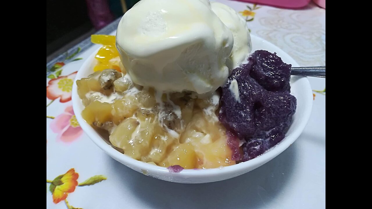 Halo Halo Sweet Disert